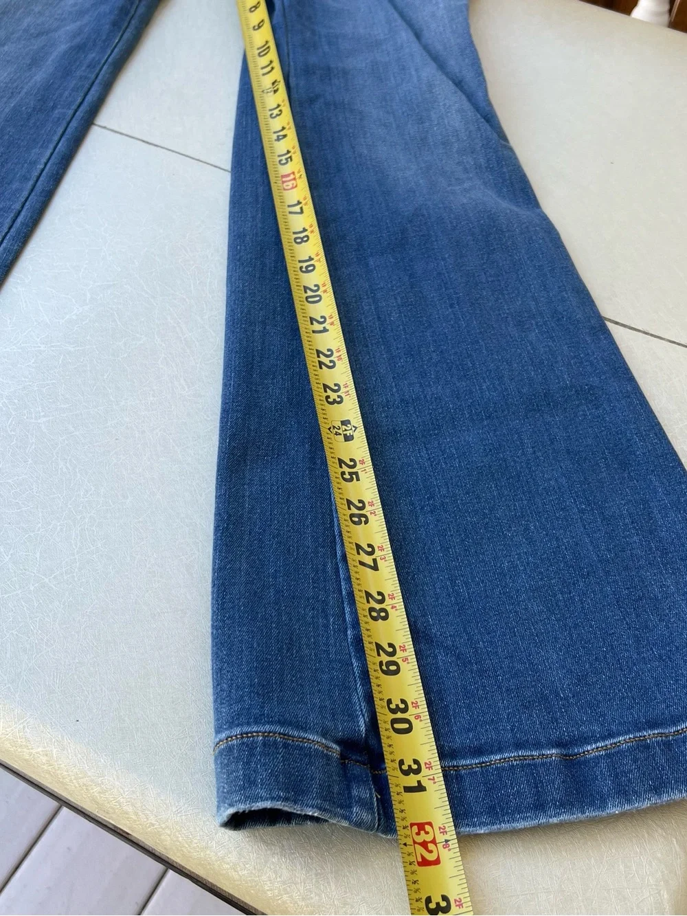 SPANXshape EveryWear Flare Pull Up Jeans Blue Women’s Size L